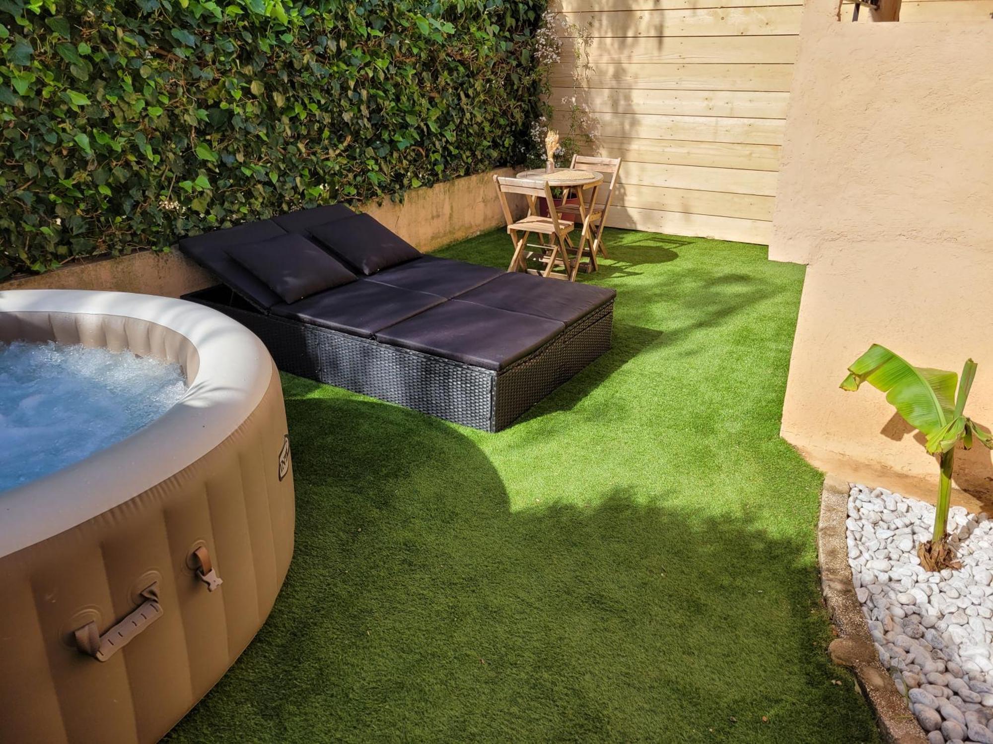 Nuit D'Evasion Love Room Avec Baignoire Balneotherapie Toulon Bagian luar foto